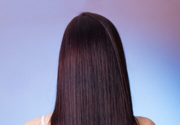 In an industry dominated by fast-moving trends and a never-ending stream of new products, Holistic Hair Tribe is making waves with a fresh approach that’s both ethical and sustainable. Created by Simply Organic Beauty, the Holistic Hair Tribe was founded with one clear mission: to empower beauty professionals with products that are safe, effective, and environmentally conscious, while also enabling them to provide healthier options for their clients. Holistic Hair Tribe is not just another beauty brand. It’s a movement designed to transform the way beauty professionals work with their clients and the products they use, promoting the idea that beauty can be both luxurious and mindful. By integrating the best of organic ingredients with cutting-edge formulations, the Holistic Hair Tribe is reimagining what it means to be a professional in the beauty industry, offering products that prioritize health, safety, and sustainability.
