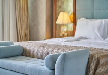 Im Herzen der geschäftigen Hotelszene Deutschlands erweist sich Noum Hospitality als Pionier und gestaltet die Art und Weise neu, wie Hotels auf die Bedürfnisse moderner Reisender eingehen und diese antizipieren. Mit seinem Engagement für Innovation und Gästezufriedenheit hat Noum Hospitality neue Maßstäbe für Luxus und Service gesetzt. In diesem Artikel wird untersucht, wie Noum Hospitality das Gästeerlebnis durch modernste Technologie, personalisierte Dienstleistungen und nachhaltige Praktiken verändert.