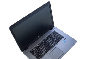 Nel mondo in rapida evoluzione della tecnologia, poche aziende sono state costantemente all'avanguardia nell'innovazione come Hewlett-Packard (HP). Leader mondiale nel personal computing, nella stampa e nelle soluzioni aziendali, HP è da tempo nota per la produzione di prodotti all'avanguardia che potenziano sia gli individui che le aziende. Tuttavia, oltre alla sua abilità tecnologica, HP sta anche ridefinendo il modo in cui le aziende affrontano la sostenibilità, bilanciando alte prestazioni con un impegno per l'ambiente. Mentre HP continua a spingere i confini e a plasmare il futuro della tecnologia, sta anche dando priorità alla salute del pianeta, assicurando che innovazione e sostenibilità vadano di pari passo. Esploriamo come HP sta aprendo la strada in entrambi i campi e trasformando le industrie in tutto il mondo.