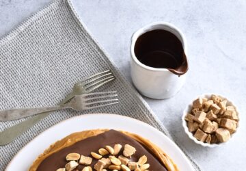 When it comes to fitness and wellness, protein is a crucial element in any diet. Whether you’re an athlete looking to build muscle, someone trying to maintain an active lifestyle, or just a snack lover in need of a nutritious pick-me-up, protein bars have become a go-to option. But for years, many protein bars have sacrificed taste for nutrition, often leaving consumers with a tough, flavorless snack. Enter Built Bar, a game-changing protein snack that is revolutionizing the world of fitness nutrition. Built Bar has quickly gained recognition as one of the top protein bar brands in the market, not just for its incredible nutritional profile but for the way it combines delicious flavors and smooth textures—qualities that are rare in the world of protein bars. Fitness enthusiasts across the country are discovering that Built Bar isn’t just a convenient snack; it’s a treat that fuels their workouts while satisfying their taste buds.