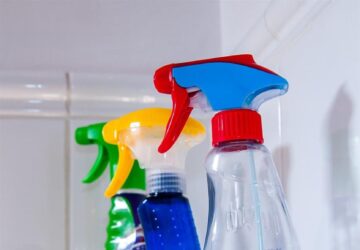 In de snelle wereld van vandaag kan het vinden van een betrouwbare en betaalbare bron voor essentiële zorg-, gezondheids- en schoonmaakproducten een uitdaging zijn. Kom naar Voordeeldrogisterij.nl, de grootste online winkel van Nederland met een uitgebreide selectie topmerken tegen onverslaanbare prijzen. Met haar uitgebreide assortiment, aanzienlijke prijsverlagingen en dagelijkse kortingsacties is Voordeeldrogisterij dé bestemming geworden voor slimme shoppers die op zoek zijn naar kwaliteit en betaalbaarheid.