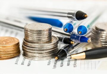 In de snelle wereld van vandaag kan het beheren van persoonlijke financiën vaak overweldigend aanvoelen. Met zoveel opties voor leningen, verzekeringen, hypotheken en andere financiële producten kan het vinden van de beste deals een ontmoedigende taak zijn. Dit is waar Geld.nl in beeld komt, met een eenvoudige en effectieve oplossing voor het vergelijken van financiële producten in Nederland. Door de kracht van Geld.nl te benutten, kunt u uw besparingen maximaliseren en gemakkelijk weloverwogen financiële beslissingen nemen.