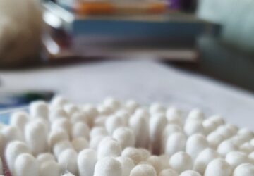 In de wereld van vandaag, waar milieubewustzijn belangrijker is dan ooit, is het vinden van manieren om duurzaam te leven voor veel mensen een prioriteit geworden. Big Green Smile, een in Nederland gevestigde online retailer, loopt voorop in deze beweging en biedt een breed scala aan milieuvriendelijke en natuurlijke producten die het voor individuen en gezinnen gemakkelijker maken om een ​​duurzame levensstijl te leiden. Door hoogwaardige, milieuverantwoorde alternatieven voor de dagelijkse behoeften te bieden, transformeert Big Green Smile de manier waarop we leven en helpt het een gezondere planeet te creëren.