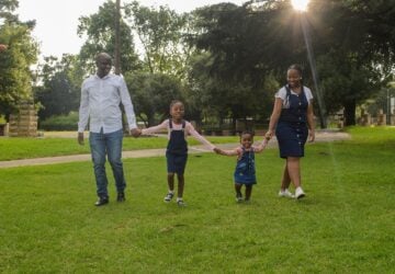 In der heutigen schnelllebigen Welt kann die Vereinbarkeit von Beruf und Familie eine große Herausforderung darstellen. Mit der Entwicklung von Familien verändern sich auch ihre Betreuungsbedürfnisse – von der Suche nach vertrauenswürdigen Kinderbetreuern bis hin zur Sicherstellung der benötigten Unterstützung für ältere Familienmitglieder. Im Zentrum dieses Wandels steht Betreut.de, eine führende Pflegeplattform in Deutschland, die den Zugang und die Verwaltung wichtiger Pflegeleistungen für Familien neu definiert.