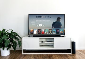 I det hurtigt skiftende landskab af digital underholdning, hvor streamingtjenester kæmper om rampelyset, fremstår SkyShowtime som et fyrtårn for innovation og ekspertise. Dette Danmark-baserede brand er på forkant med streaming-evolutionen og tilbyder et nyt perspektiv på, hvad digital underholdning kan være. Mens vi dykker ned i SkyShowtimes rejse, afslører vi, hvordan denne platform udstikker en ny kurs for fremtidens streaming, der kombinerer banebrydende indhold, brugercentreret design og teknologiske fremskridt.