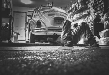 In the fast-paced world of today, convenience and efficiency are paramount, even when it comes to car maintenance. Traditional methods of vehicle servicing often involve time-consuming visits to garages and workshops, which can be a hassle for busy individuals. Enter FIXTER, a pioneering UK brand that is revolutionizing the car maintenance industry by offering a seamless, digital-first approach to vehicle servicing.