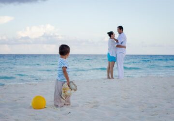 Planning fun family days out can quickly become expensive — especially with multiple children, different age groups, and rising ticket prices. Days Out With The Kids (DOWTK) helps families discover exciting attractions across the UK while unlocking exclusive discounts that make memorable experiences more affordable. With over 300,000 VIP Pass members and a 4.6-star “Excellent” rating based on hundreds of reviews, it’s become one of the UK’s most popular family discount memberships.