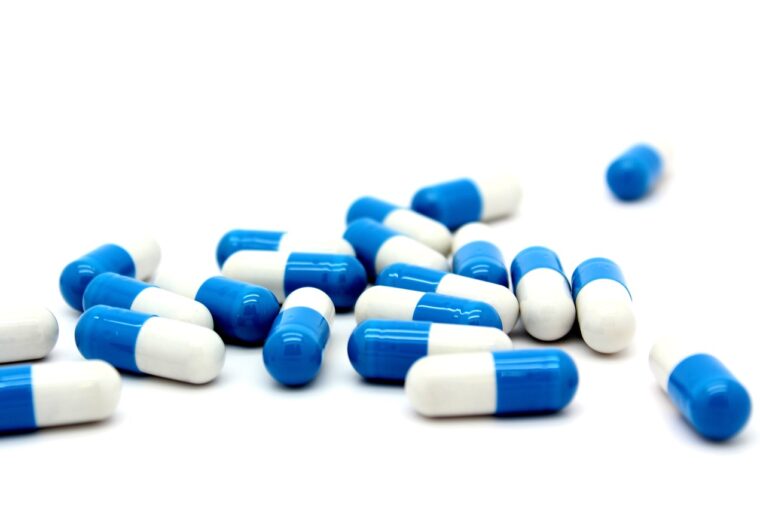 In der heutigen schnelllebigen Welt ist es leicht, unsere Gesundheit und unser Wohlbefinden in den Hintergrund zu rücken. Mit vollen Terminkalendern, Arbeitsverpflichtungen und dem nie endenden Strom von Verantwortlichkeiten gerät die Sorge um uns selbst oft in den Hintergrund. Hier kommt Sensilab ins Spiel – es befähigt Menschen, ihre Gesundheit und ihr Wohlbefinden mit vertrauenswürdigen, natürlichen Nahrungsergänzungsmitteln in den Vordergrund zu stellen. Sensilab wurde 2005 mit einer klaren Mission gegründet und hat sich schnell als zuverlässige Marke für diejenigen etabliert, die nach effektiven und einfach zu verwendenden Lösungen suchen, um ihre Gesundheitsziele zu unterstützen.