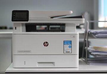 In an era where convenience is king and sustainability is not just a buzzword but a business strategy, the emergence of subscription services like Instant Ink marks a significant evolution in how we manage our printing needs. This innovative service, offered by major printer manufacturers, aims to ensure that households and businesses never run out of ink, while also offering a cost-effective and eco-friendly alternative to traditional ink purchasing. Here’s a closer look at how Instant Ink is changing the game in home printing.
