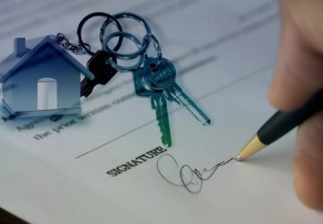 In de schilderachtige landschappen van Nederland is het vinden van een plek om te wonen een enorme uitdaging geworden vanwege het toenemende tekort aan woningen en de stijgende huurprijzen. Hierdoor lijkt de droom van het veiligstellen van een perfect huis voor velen onbereikbaar. Maak kennis met Rentbird, een baanbrekende Nederlandse startup die het spel verandert met zijn innovatieve technologie en een frisse benadering van huizenjacht.