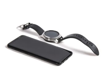 Samsung har länge varit synonymt med banbrytande teknik, och tillhandahåller produkter som lyfter vardagen med innovation, stil och funktionalitet. Oavsett om du vill uppgradera din mobila enhet, förbättra ditt hem med de senaste apparaterna eller njuta av oslagbara audiovisuella upplevelser, erbjuder Samsung ett brett utbud av produkter som tillgodoser alla behov. Och nu, med exklusiva erbjudanden tillgängliga i Sverige, har det aldrig funnits en bättre tid att dyka in i Samsungs värld.