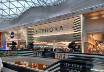 In the competitive landscape of the United Kingdom's beauty industry, Sephora stands out as a trailblazer, redefining norms and setting new standards. With its commitment to innovation, inclusivity, and customer experience, Sephora has revolutionized the way beauty products are sold and experienced by millions.