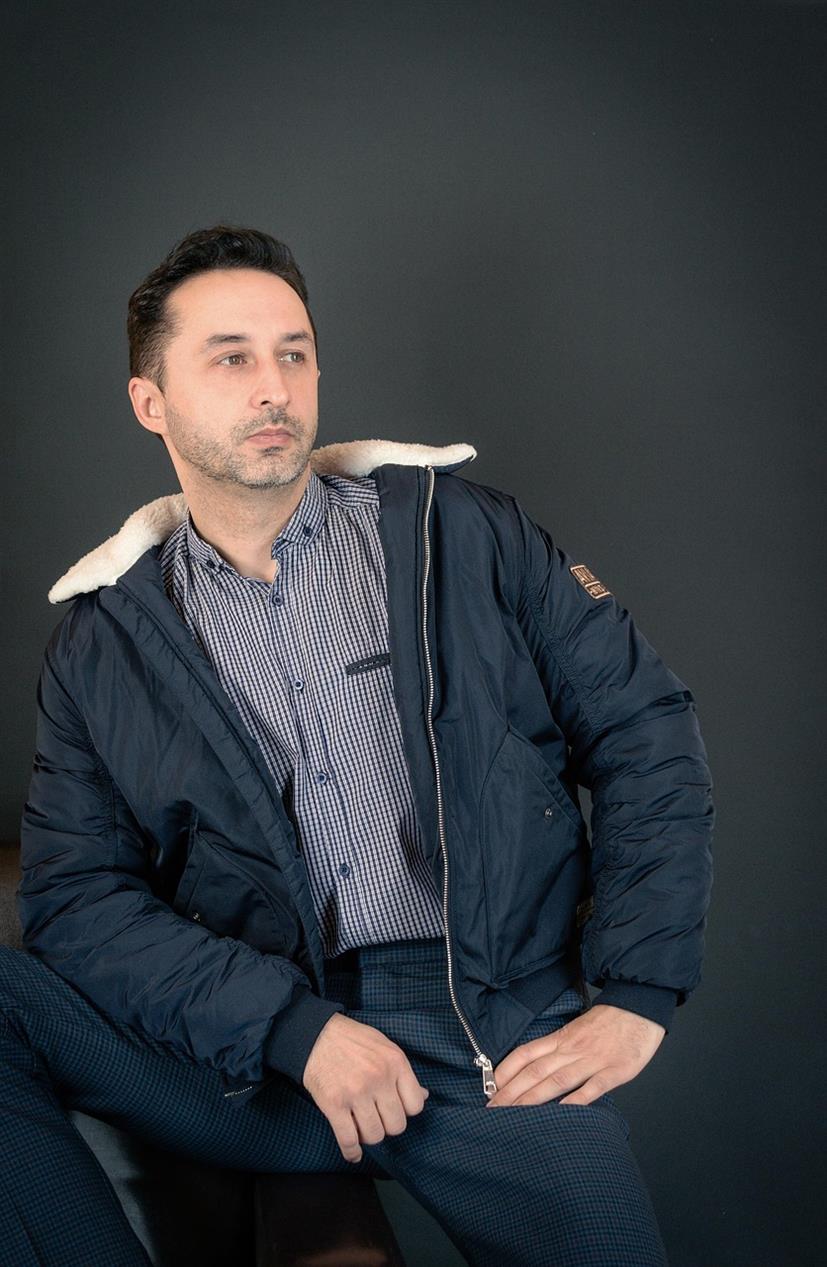 Far Afield is more than just a clothing brand — it’s an independent, family-run label built on people-first service, thoughtful design, and a deep appreciation for culture. With a growing international following, the brand has carved out a distinctive space in contemporary menswear by blending vintage influences, global inspiration, and modern craftsmanship.