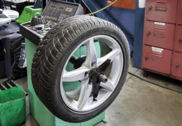 In the bustling streets of the United Kingdom, where reliability and safety are paramount for every driver, Protyre emerges as a beacon of trust and excellence in vehicle maintenance. With a heritage of commitment to customer service and automotive care, Protyre has positioned itself as not just a service provider but as a partner in ensuring drivers' confidence on the road. This article delves into the comprehensive approach that Protyre takes towards vehicle maintenance, highlighting how it has become synonymous with driving confidence across the nation.