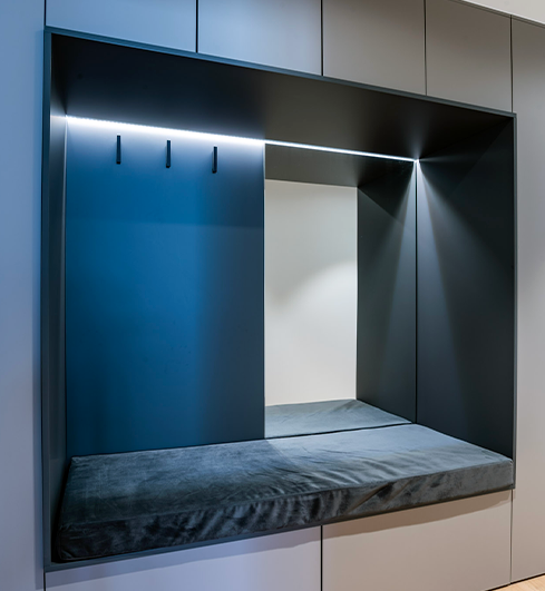 L'aménagement d'un intérieur agréable et fonctionnel constitue un projet personnel qui reflète nos priorités et nos aspirations. Bien au-delà de la simple décoration, créer un espace confortable exige une sélection réfléchie des éléments qui transformeront votre maison en havre de paix. Mousse et Coussins propose une gamme complète de solutions de confort qui permettent à chacun de créer l'espace idéal pour sa vie quotidienne. Cette maison reconnue offre bien plus que des produits elle propose une véritable philosophie du bien-être intérieur.