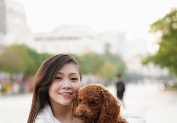 Owning a pet is a deeply rewarding experience, but it also comes with responsibilities that can sometimes be challenging to manage alone. Whether it’s finding someone reliable to walk your dog while you’re at work or arranging care for your furry friend while you’re away, ensuring your pet receives the best care possible is paramount. This is where Tailster steps in, offering a seamless solution to connect pet owners with trusted pet care providers across the UK.
