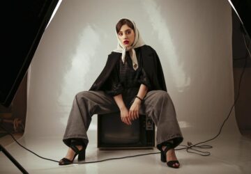 En matière de mode jeune et fraîche, qui allie confort et dernières tendances, Pull&Bear est devenue une destination incontournable pour les amateurs de style en France et au-delà. Offrant une large sélection de vêtements pour femmes et hommes, Pull&Bear crée une mode qui reflète la personnalité, la polyvalence et les tendances mondiales. Que vous recherchiez des vêtements décontractés sans effort, des pièces tendance ou des essentiels de garde-robe intemporels, Pull&Bear propose le style parfait pour chaque occasion.