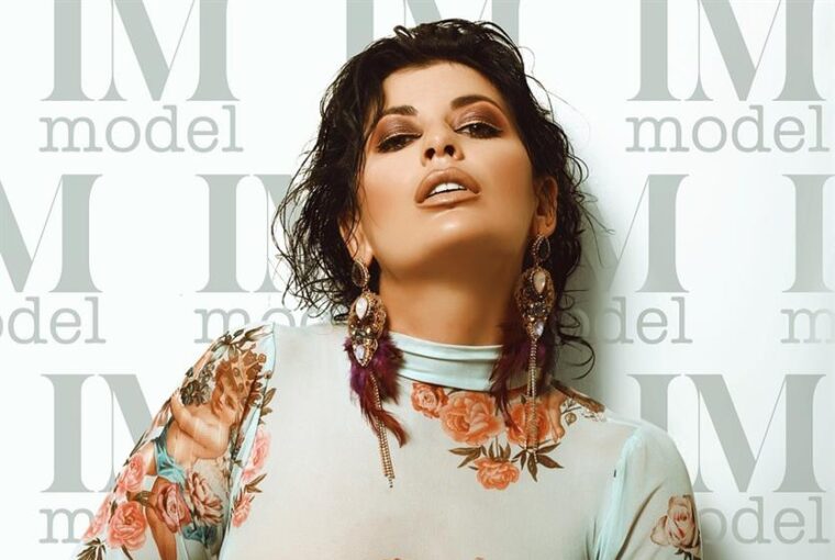 Nel mondo della moda, le duplici forze degli stili maschile e femminile spesso si intersecano in una danza di design ed espressione. Al centro di questa convergenza c’è L’Uomo e la Donna, un marchio di moda italiano che incarna l’essenza dell’eleganza inclusiva di genere. Fondato con l'intento di armonizzare queste energie contrastanti, L'Uomo e la Donna ha creato una narrazione unica nel settore della moda, celebrando la diversità e la fluidità attraverso ciascuna delle sue creazioni.