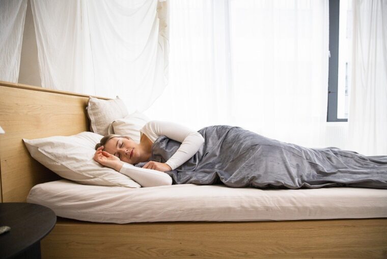 In a world where quality sleep often takes a back seat to the demands of modern life, Simba, a UK-based sleep innovation brand, has emerged as a global pioneer in redefining how we rest. What began with a single piece of thread has blossomed into a mission to revolutionize sleep experiences for people across the globe. Through groundbreaking innovation, sustainable practices, and an unwavering commitment to excellence, Simba has positioned itself as a leader in the pursuit of perfect sleep.